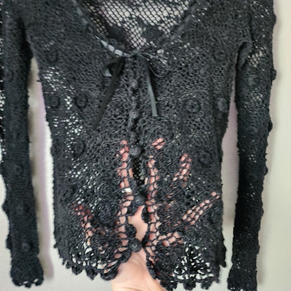 BETSEY JOHNSON NEW YORK Black Crochet Lace Cardigan Tie‎ Front Whimsigoth Y2K S - Picture 4 of 9